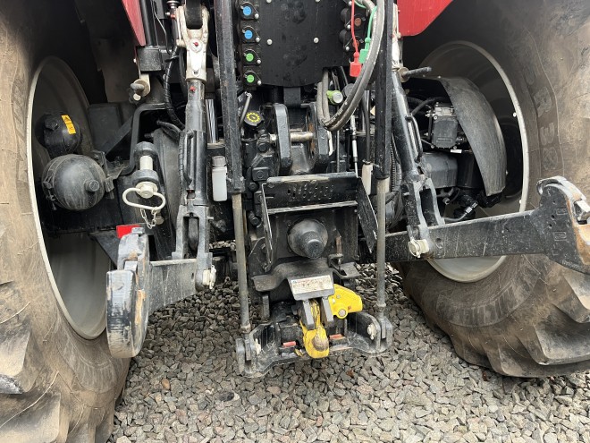 Case IH Puma 175 CVX Front Linkage Front PTO Accuguide Ready