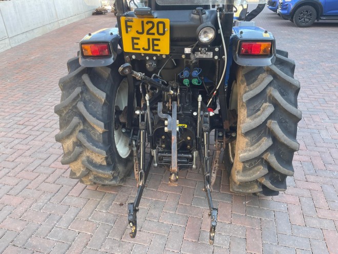 New Holland Boomer 40 4WD C/W MX C4 Loader