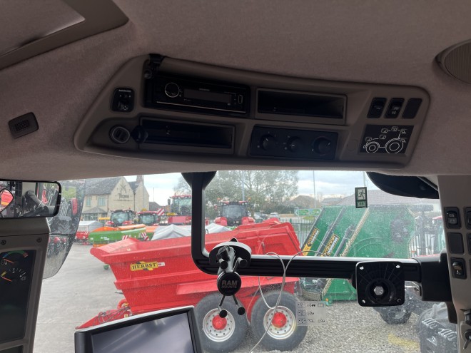 Case IH Puma 175 CVX Front Linkage Front PTO Accuguide Ready