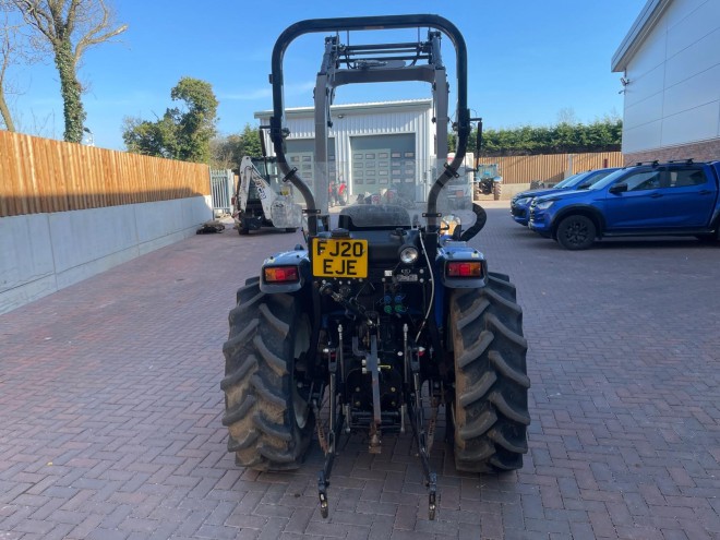 New Holland Boomer 40 4WD C/W MX C4 Loader