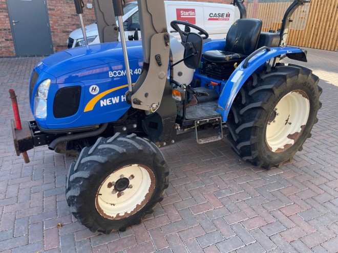 New Holland Boomer 40 4WD C/W MX C4 Loader