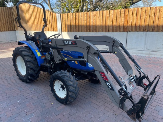 New Holland Boomer 40 4WD C/W MX C4 Loader