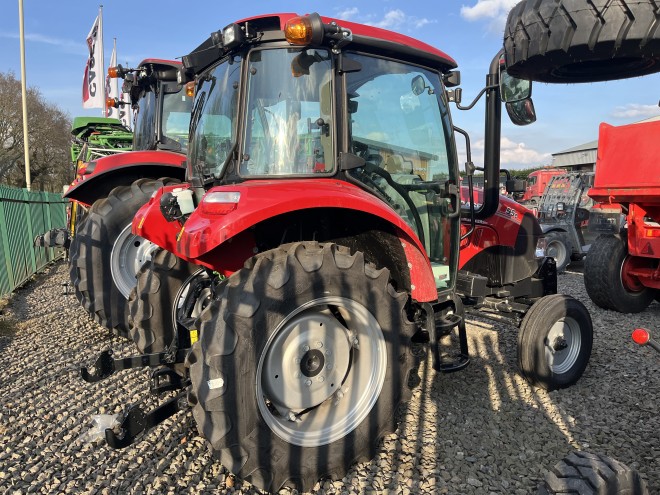 Case IH Farmall 55C Air conditioned 12 x 12 Shuttle
