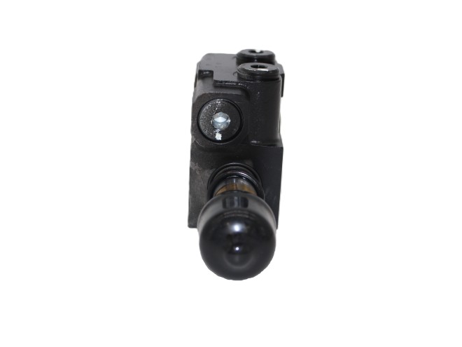 Genuine Case IH Valve Pilot 87696384, Genuine parts, Stock clearance, pilot valve, UK Delivery, Case IH Dealer, low price, click & collect, Genuine parts, Startin Tractors