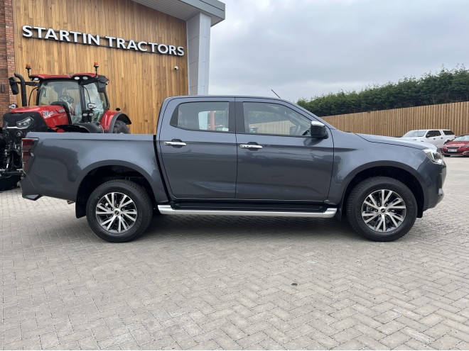 Isuzu D-MAX DL40 Auto Obsidian Grey