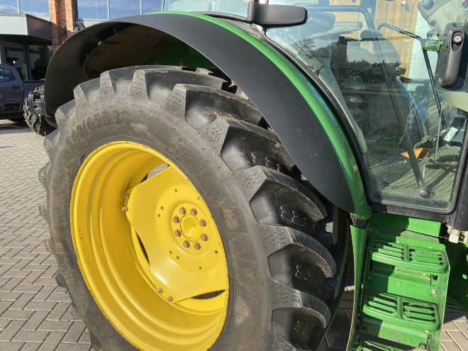 John Deere 5115 R