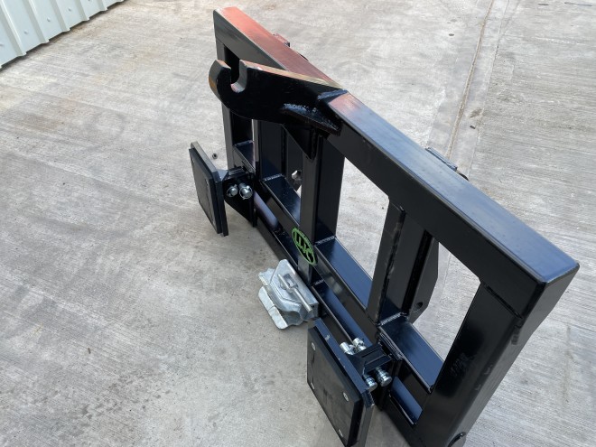 LWC Adjustable 3 Point Linkage Headstock & Draw Bar c/w Weidemann Brackets