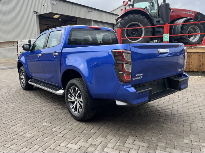 Isuzu D-MAX DL40 Auto Biarritz Blue