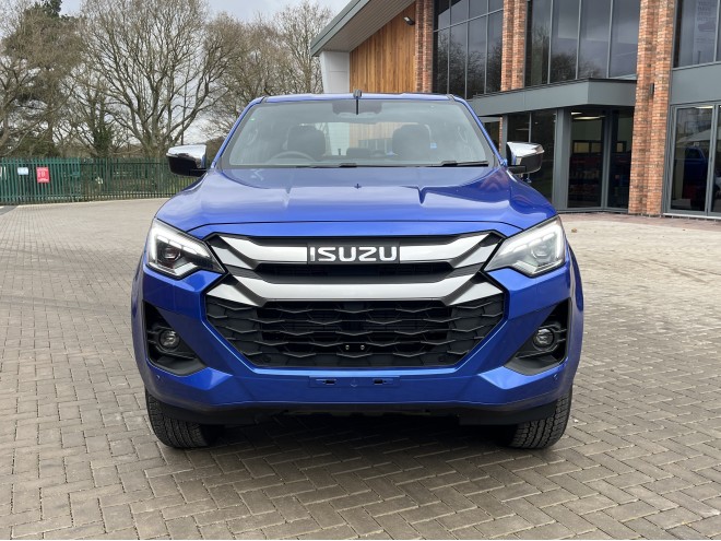 Isuzu D-MAX DL40 Auto Biarritz Blue