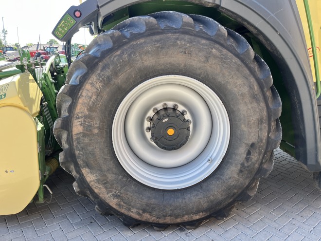 Krone Big X 780 C/W EasyFlow 300S Forage Harvester