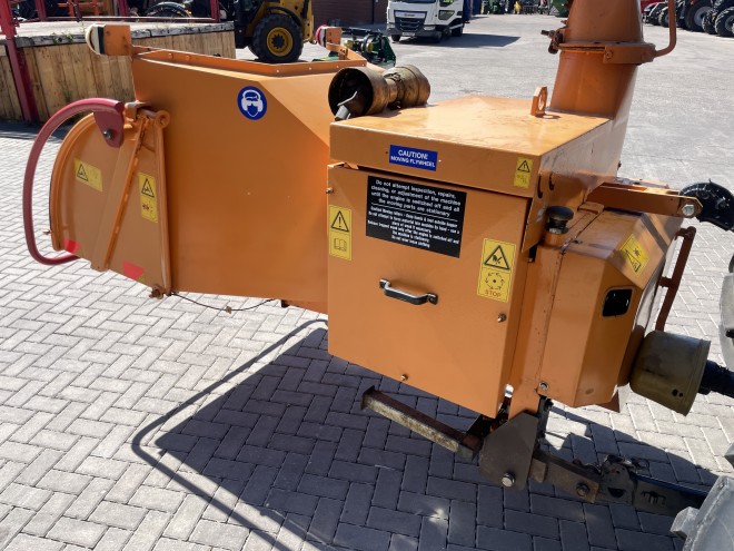 Jenson A 328 Z wood chipper tractor mounted