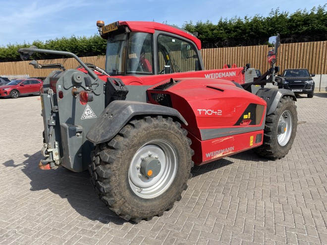 Weidemann 7042 Telescopic c/w Merlo headstock and pallet forks