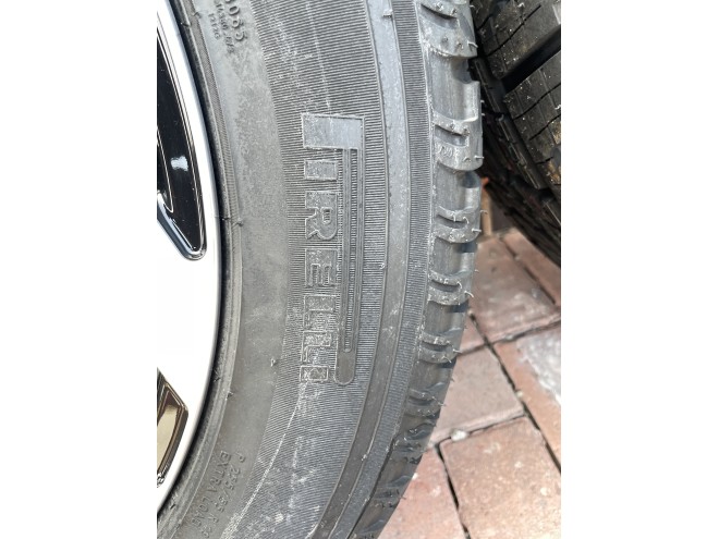 Set Isuzu wheels and tyres 19 inch Diamond Turned Alloys fitted with 255/55R19 Pirelli Scorpion tyres 5 off