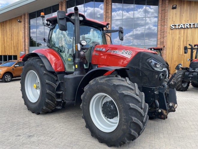 Case IH Puma 240 CVX C/W front linkage and front PTO