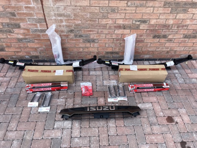 Isuzu D-Max lift kit fit 2021 onwards