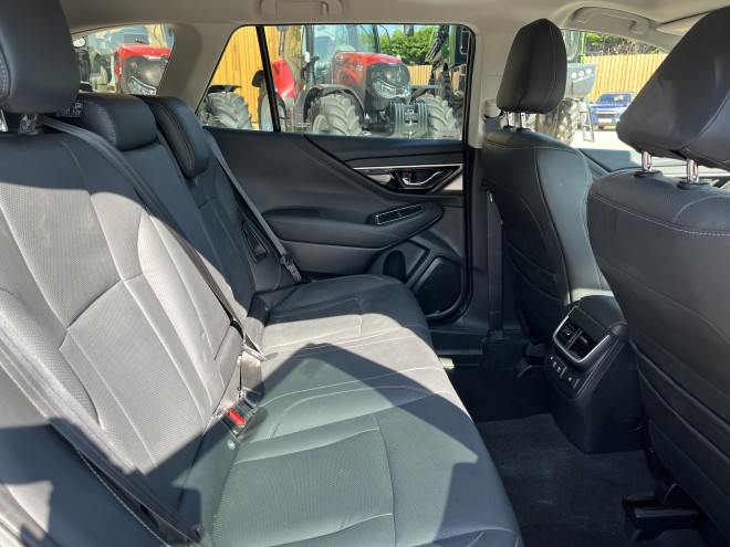 Subaru Outback 2.5i Touring 5dr Lineartronic