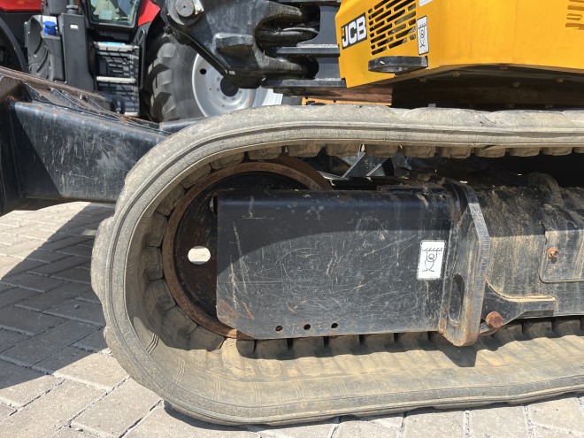 JCB 50 Z- 2 C/W Quick Hitch and 1 x 3' Bucket