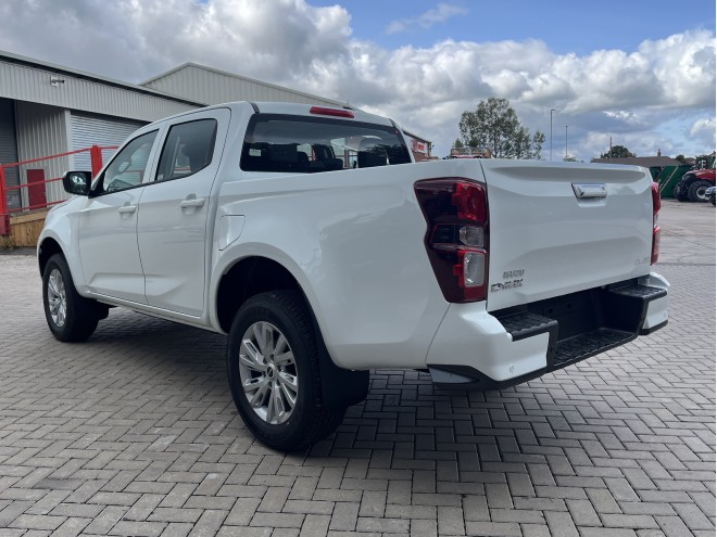 Isuzu D-Max DL20 Double Cab Splash White