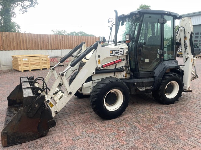 JCB 3CX COMPACT 4 x 4 x 4