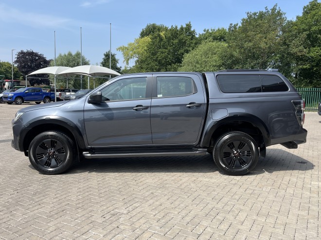 Isuzu D-MAX V-Cross Automatic