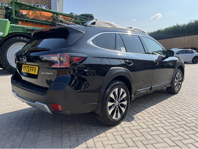 Subaru Outback 2.5i Touring 5dr Lineartronic