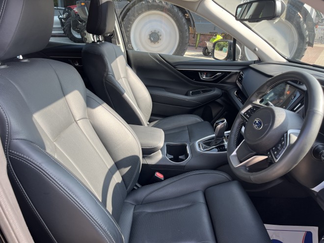 Subaru Outback 2.5i Touring 5dr Lineartronic
