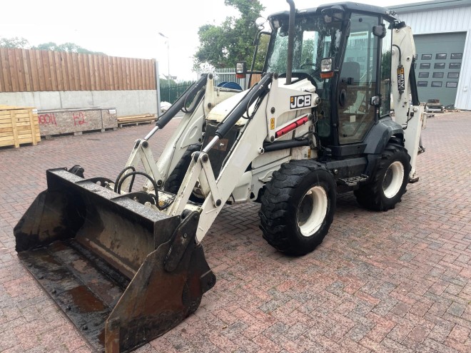JCB 3CX COMPACT 4 x 4 x 4