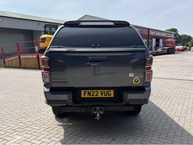Isuzu D-MAX V-Cross Automatic