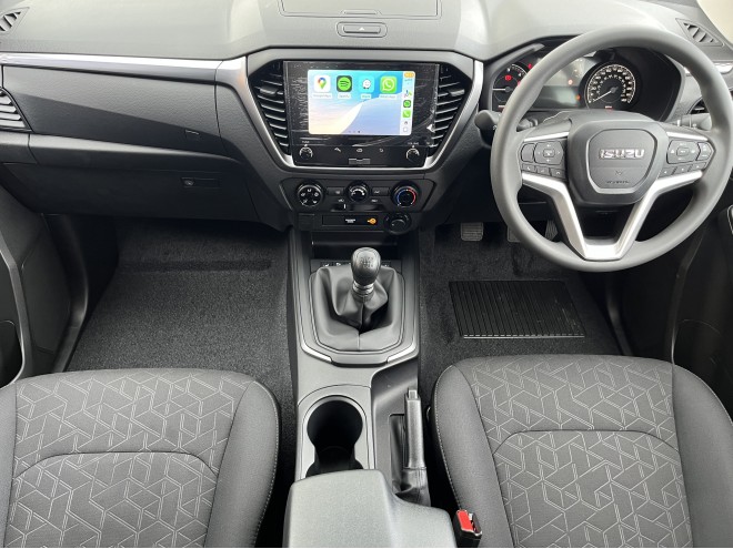 Isuzu D-Max DL20 Double Cab Splash White