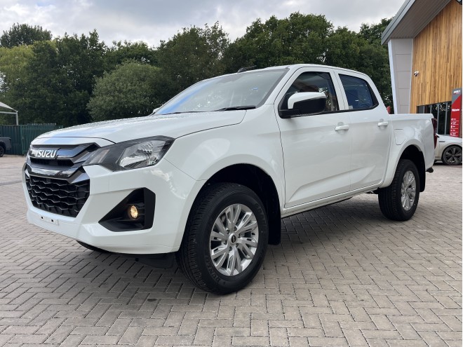 Isuzu D-Max DL20 Double Cab Splash White