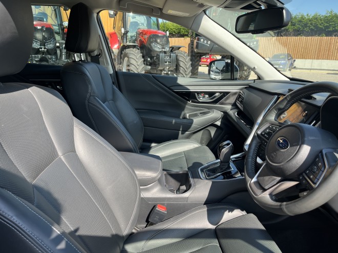 Subaru Outback 2.5i Touring 5dr Lineartronic