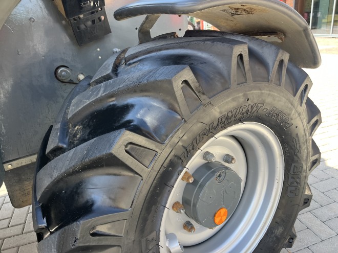 Weidemann T6027 C/W JCB Q-Fit Headstock