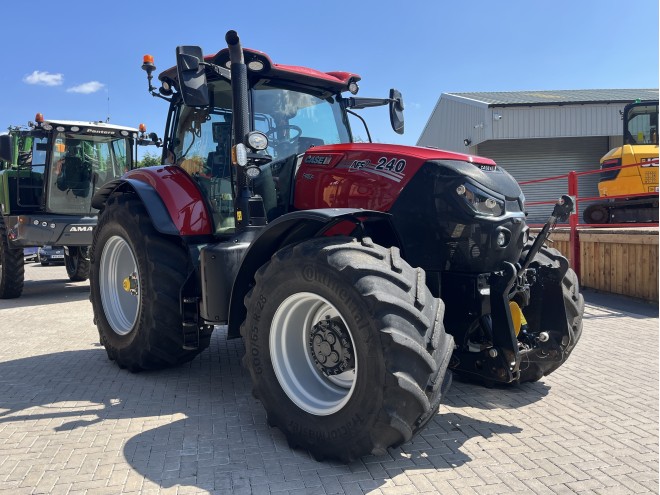 Case IH Puma 240 CVX C/W front linkage and front PTO