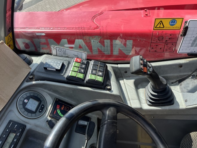 Weidemann T6027 C/W JCB Q-Fit Headstock