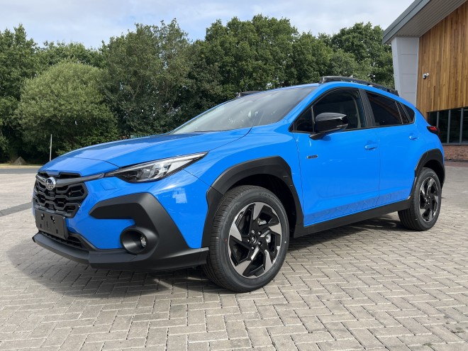 Subaru Crosstrek Touring 2.0 e-Boxer AT AWD Oasis Blue
