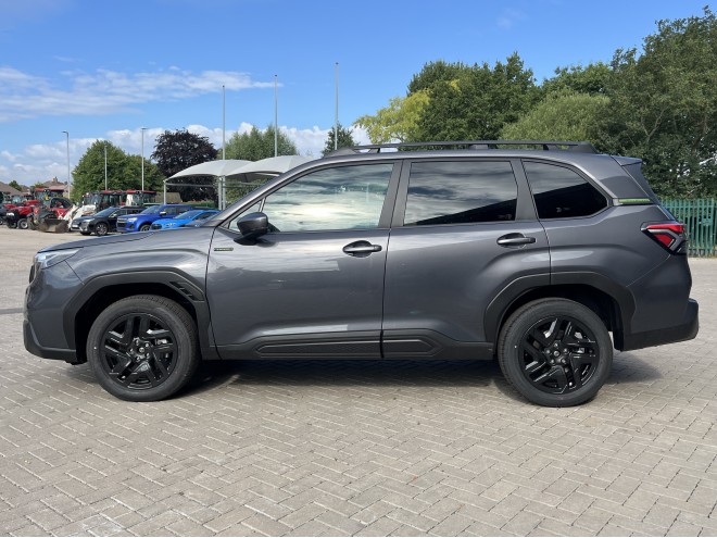 Subaru Forester 2.0i-S EU Field LC Magnetite Gray Metallic