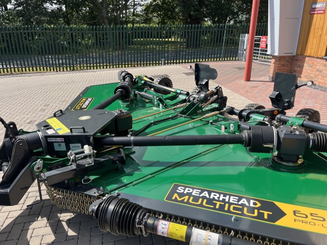 Spearhead Multicut 650 Proline Flexwing 6 Blade Mower