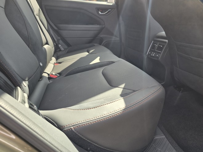 Subaru Forester 2.0i-S EU Touring Black FT Autumn Green Metallic
