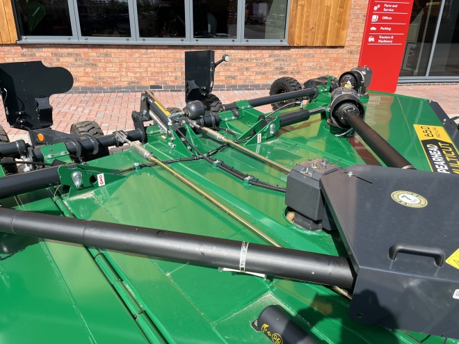 Spearhead Multicut 650 Proline Flexwing 6 Blade Mower