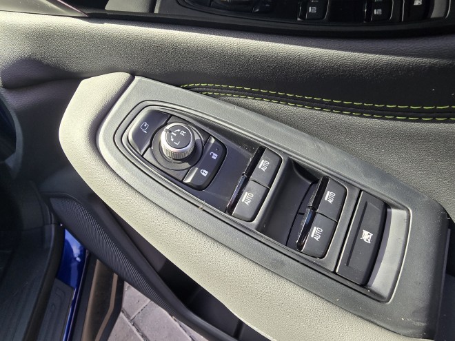 Subaru Outback 2.5i-F ES Field Sapphire Blue Pearl