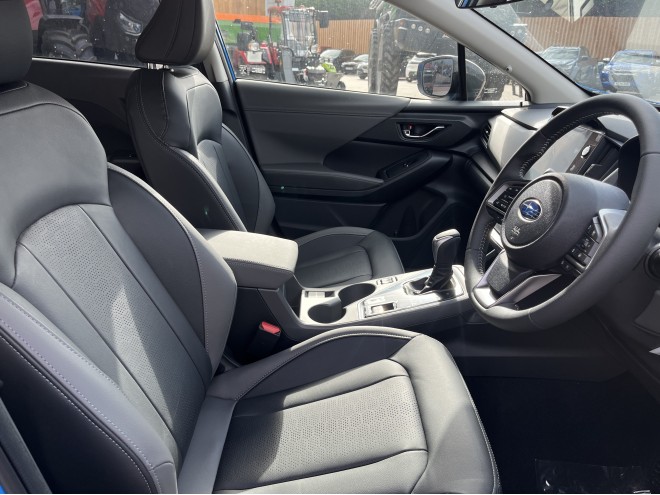 Subaru Crosstrek Touring 2.0 e-Boxer AT AWD Oasis Blue