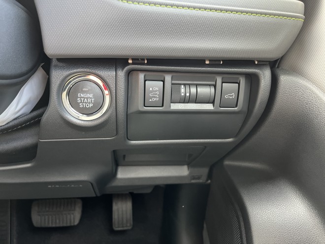 Subaru Forester 2.0i-S EU Field LC Magnetite Gray Metallic