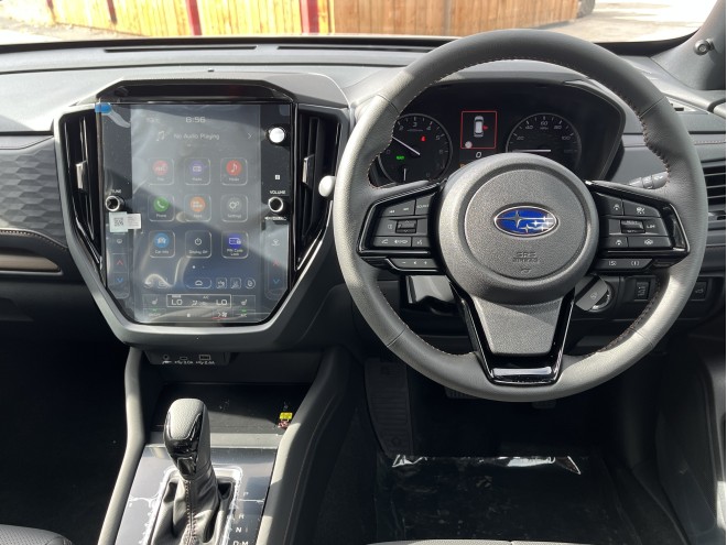 Subaru Forester 2.0i-S EU Touring Black FT River Rock Pearl