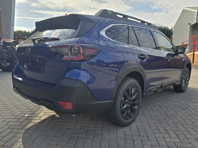 Subaru Outback 2.5i-F ES Field Sapphire Blue Pearl