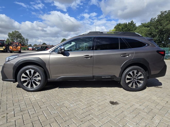 Subaru Outback 2.5i-T ES Touring Brilliant Bronze