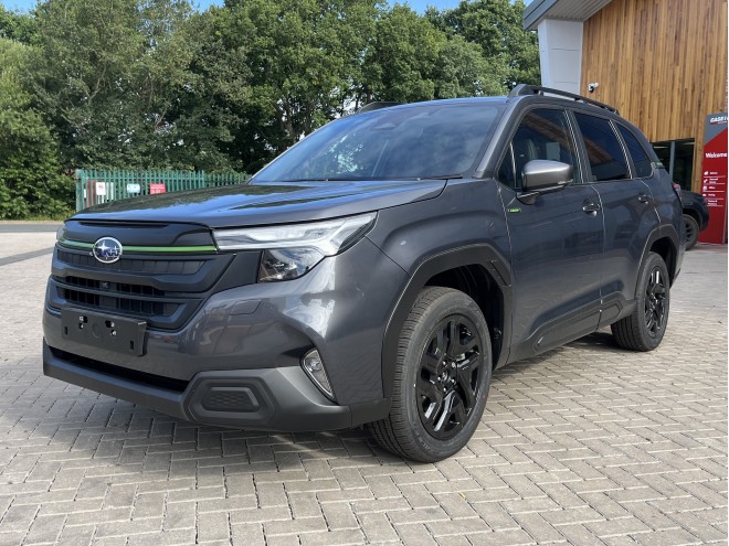 Subaru Forester 2.0i-S EU Field LC Magnetite Gray Metallic