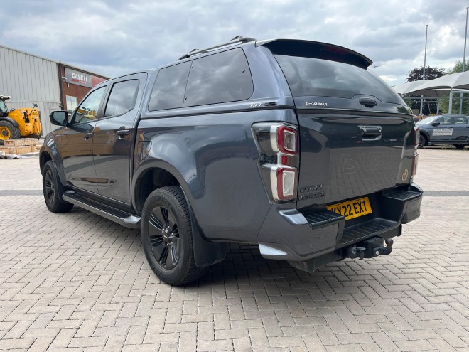 Isuzu D-Max V-Cross Auto Obsidian Grey