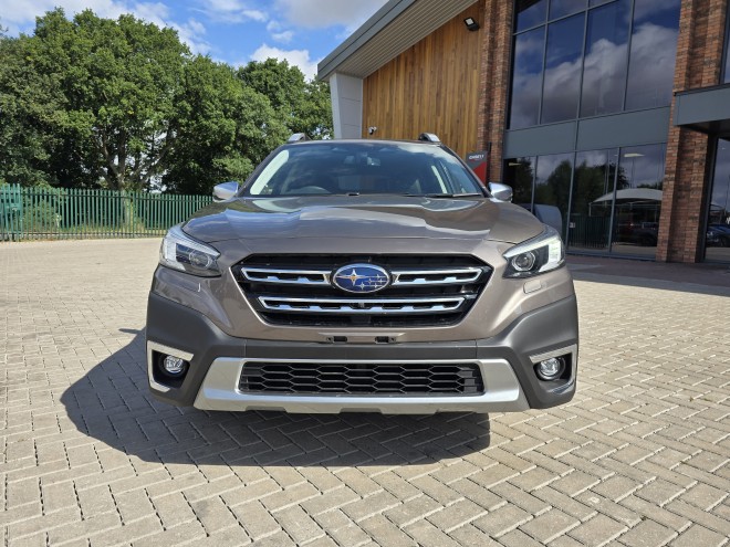 Subaru Outback 2.5i-T ES Touring Brilliant Bronze