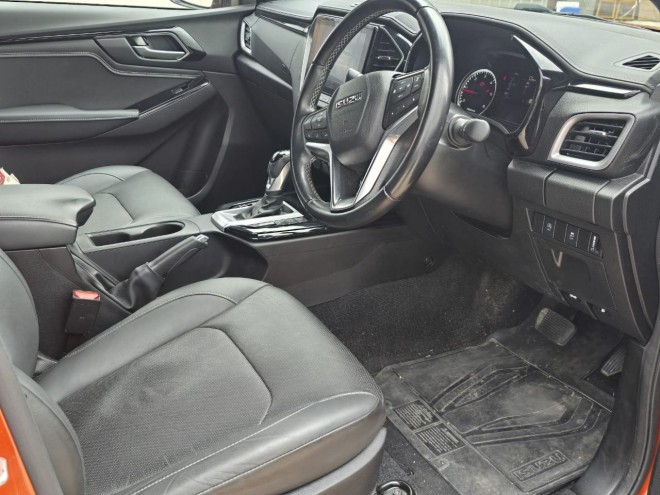 Isuzu D-max 1.9 V-Cross Double Cab 4x4 Auto