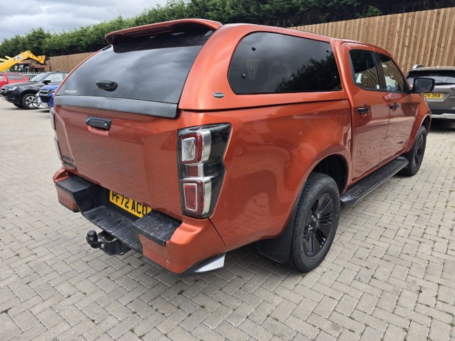 Isuzu D-max 1.9 V-Cross Double Cab 4x4 Auto